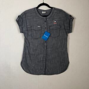Columbia Chambray Shirt Women's Size Small Camp Henry Relaxed  NEW